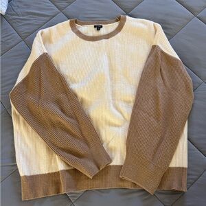 Express Women's Cream and Tan Crew Neck Sweater